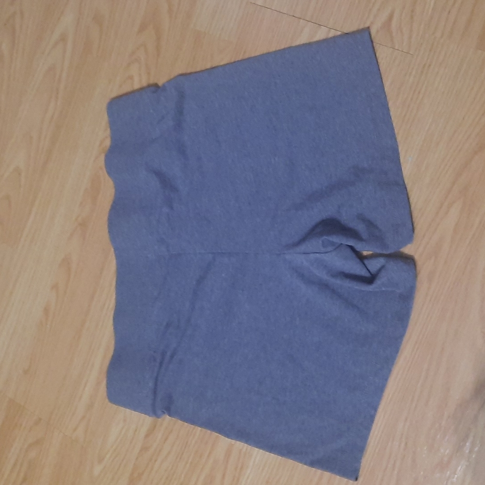 Shorts - Picture 4 of 5